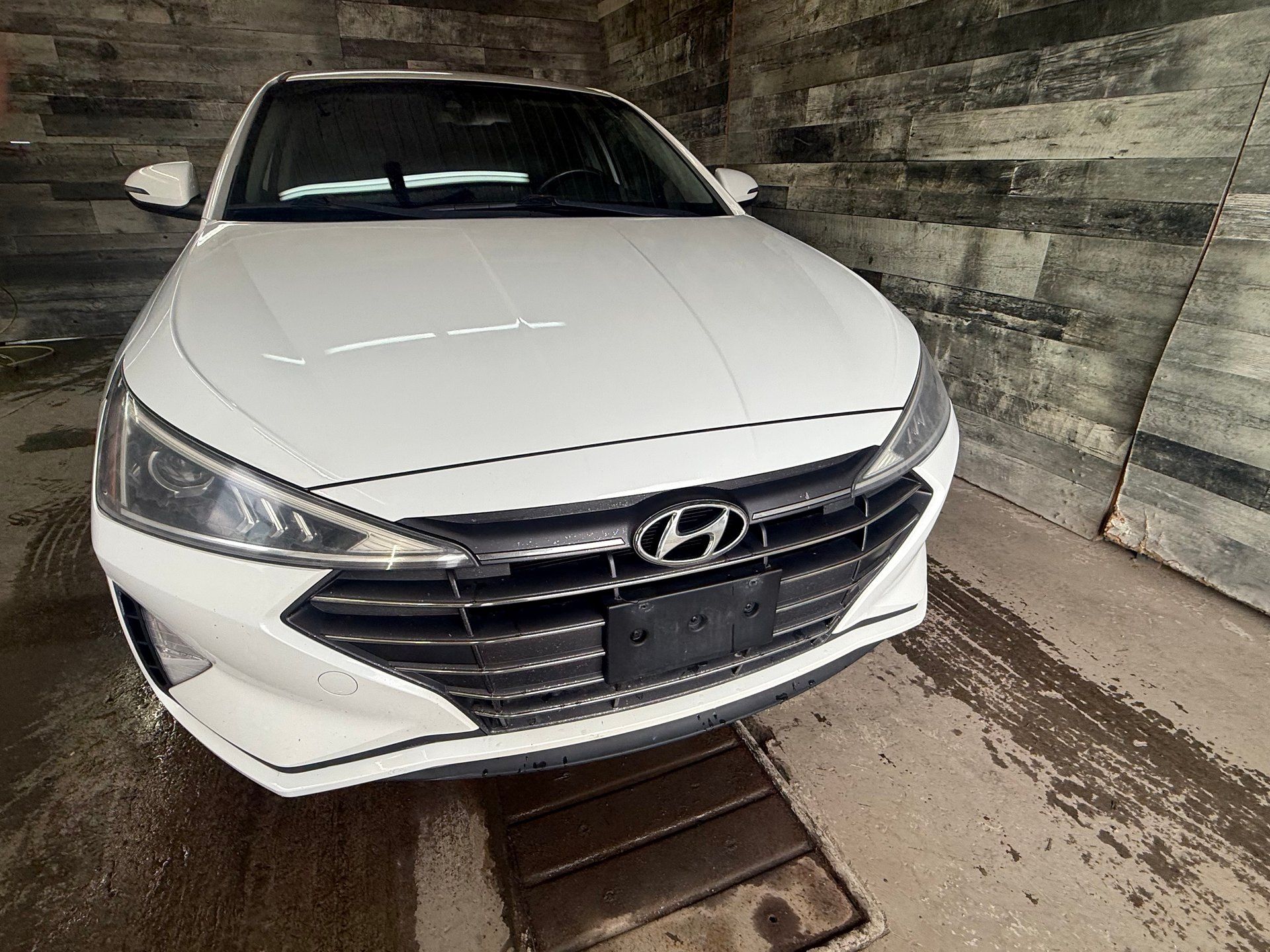 Hyundai Elantra 2019 - Thumbnail 3