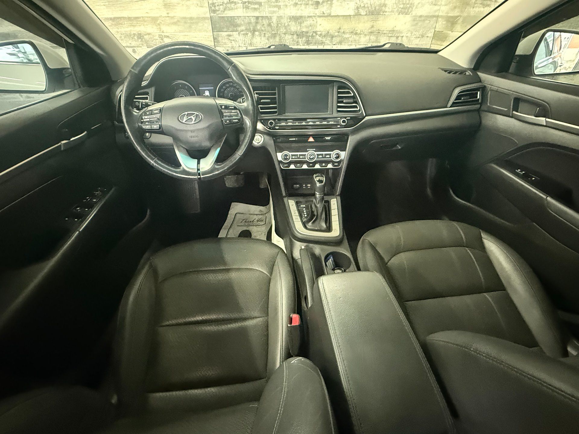 Hyundai Elantra 2019 - Thumbnail 9