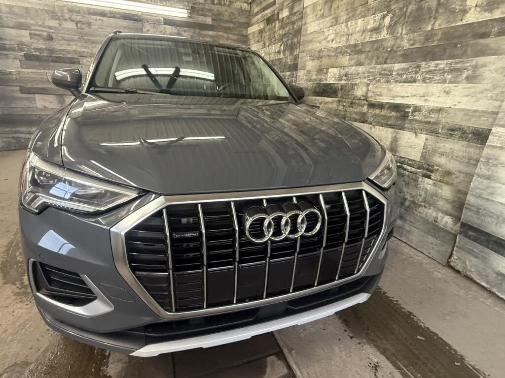 Audi Q3 2022 - Thumbnail 2