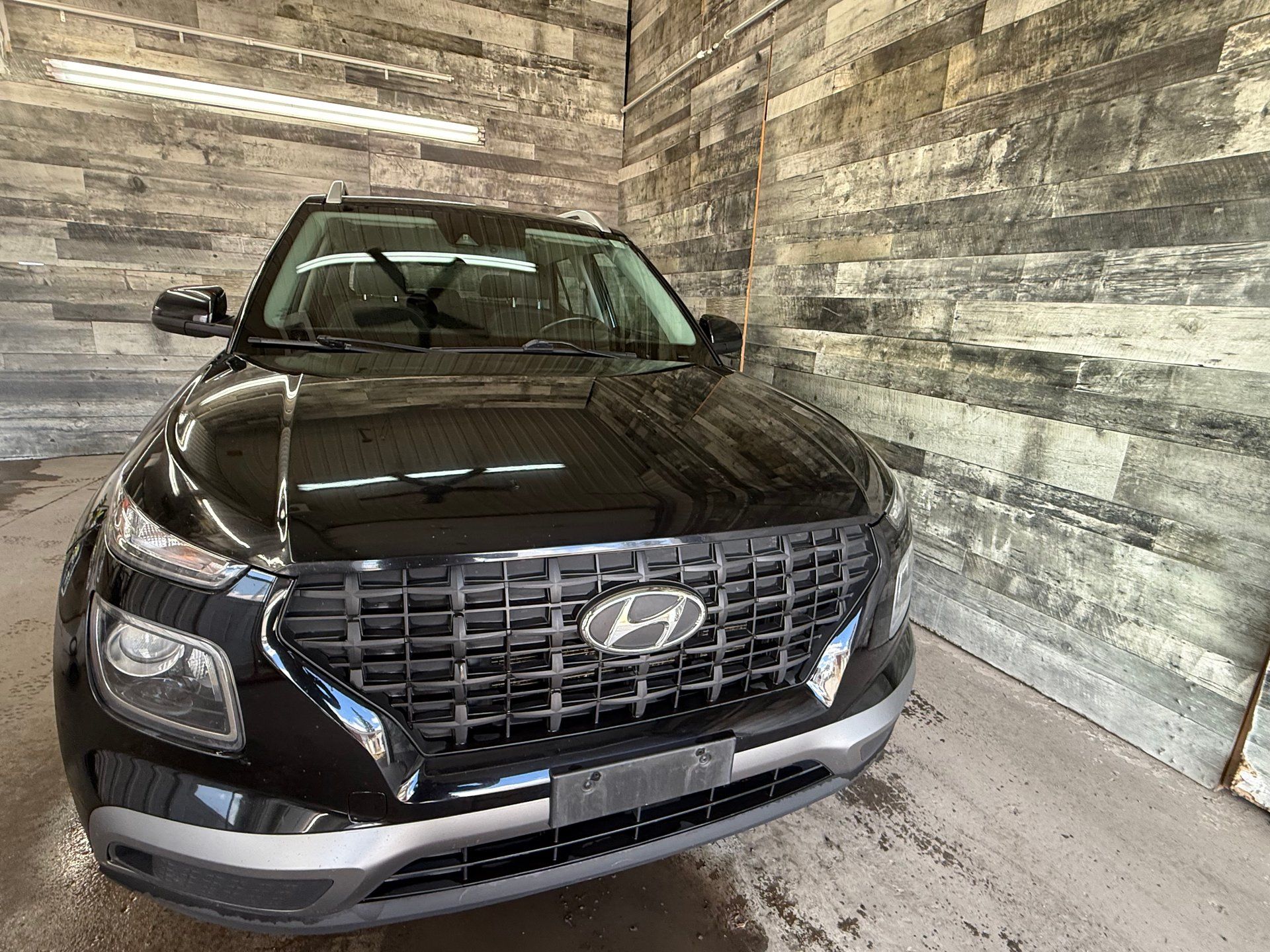 Hyundai Venue 2021 - Thumbnail 2