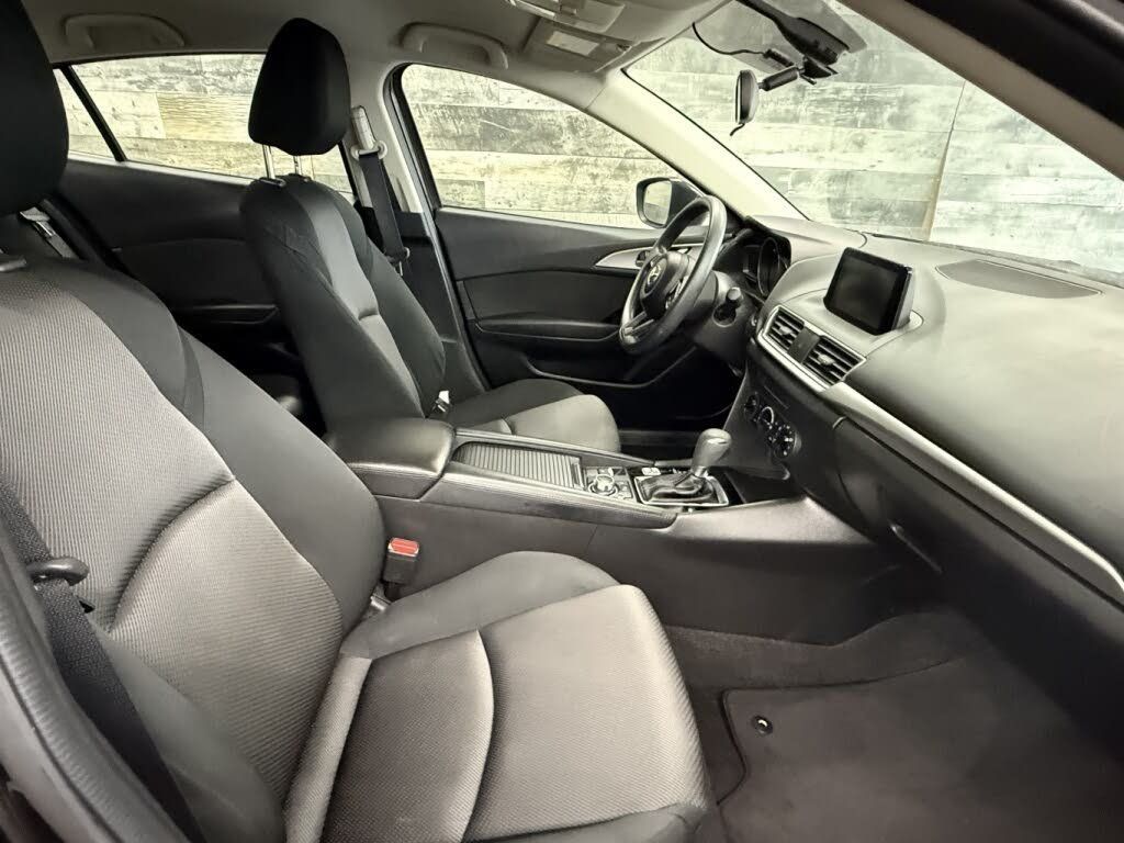 Mazda Mazda3 2017 - Thumbnail 17