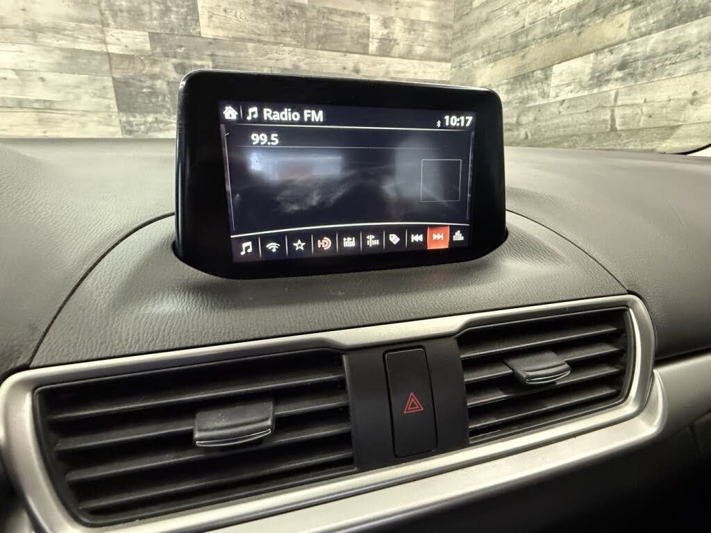 Mazda Mazda3 2017 - Thumbnail 13