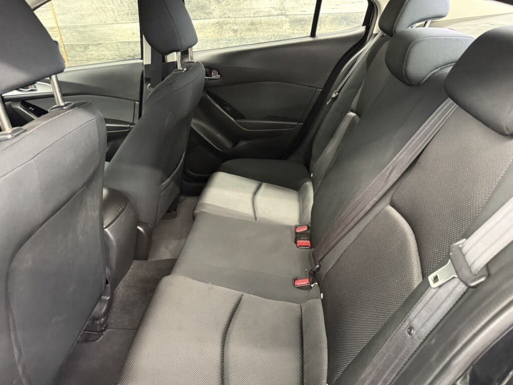 Mazda Mazda3 2017 - Thumbnail 15