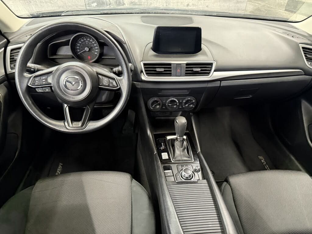 Mazda Mazda3 2017 - Thumbnail 10