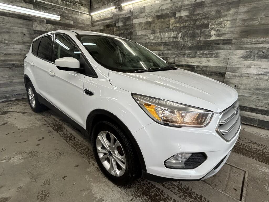 Ford Escape 2019 - Thumbnail 1