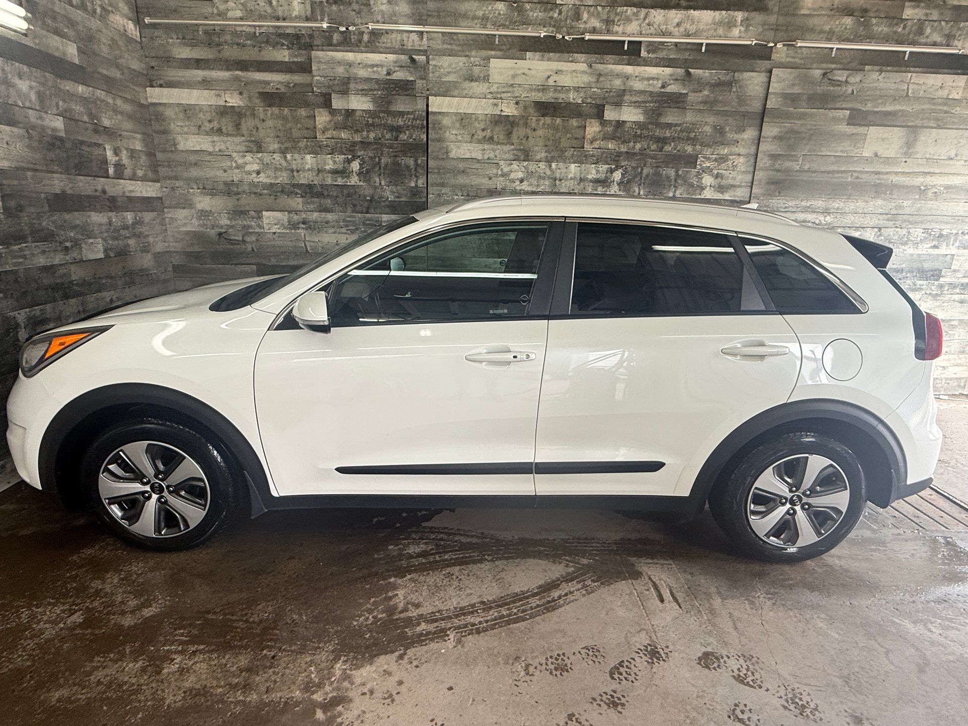 Kia Niro 2018 - Thumbnail 5