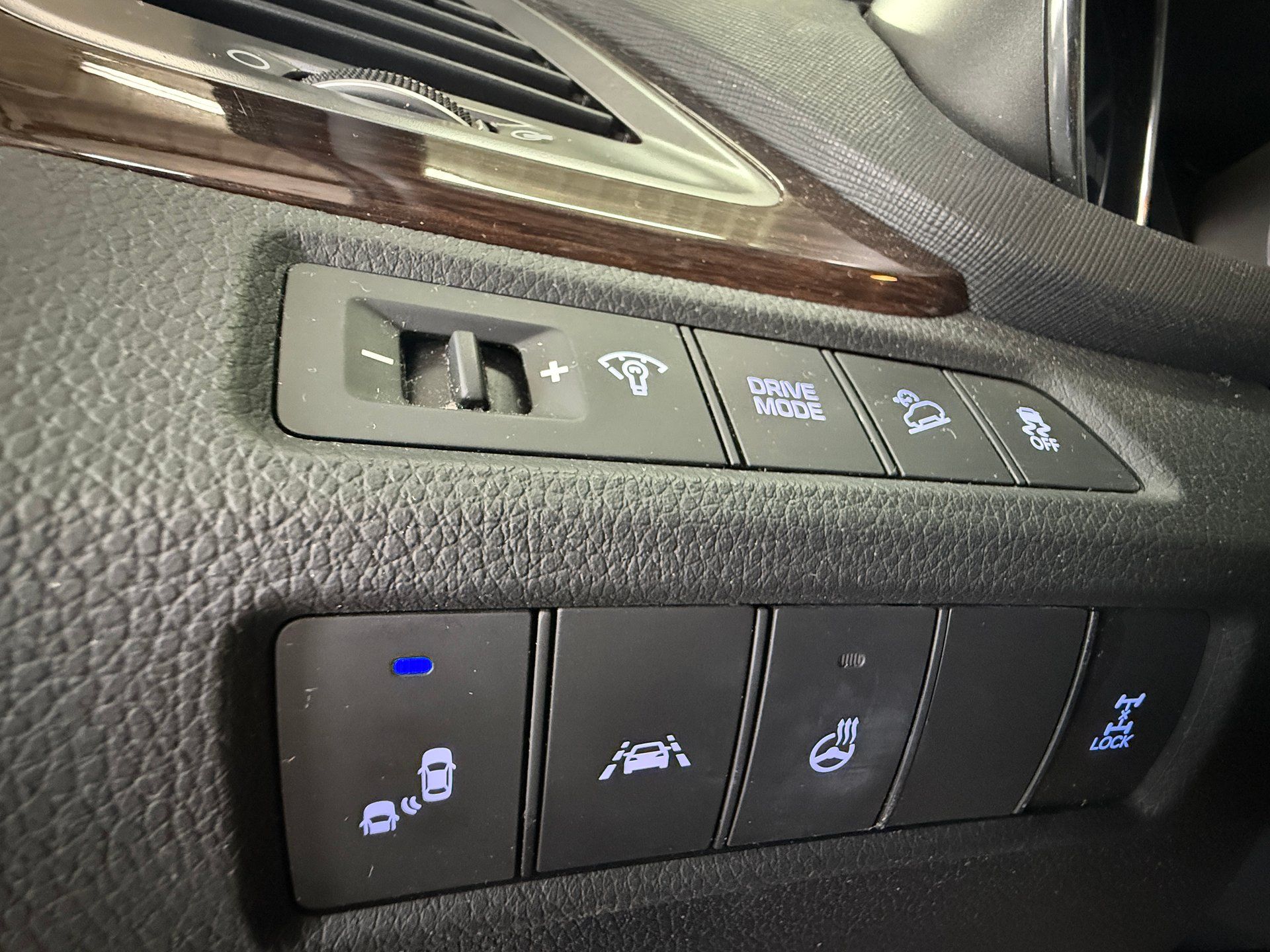 Hyundai Santa Fe XL 2019 - Thumbnail 19