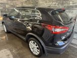 Nissan Qashqai 2023 - Thumbnail 17
